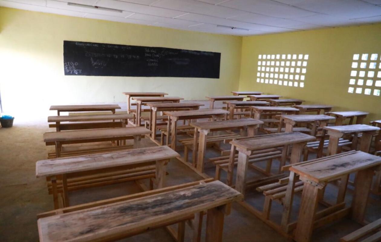 La ministre Mariatou Koné inaugure un nouveau collège à Zogouiné pour renforcer l'éducation dans le Tonkpi