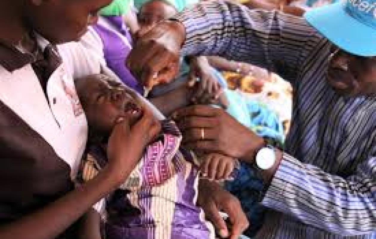Poliomyélite : L'OMS lance un appel à vacciner "chaque enfant" pour une éradication définitive