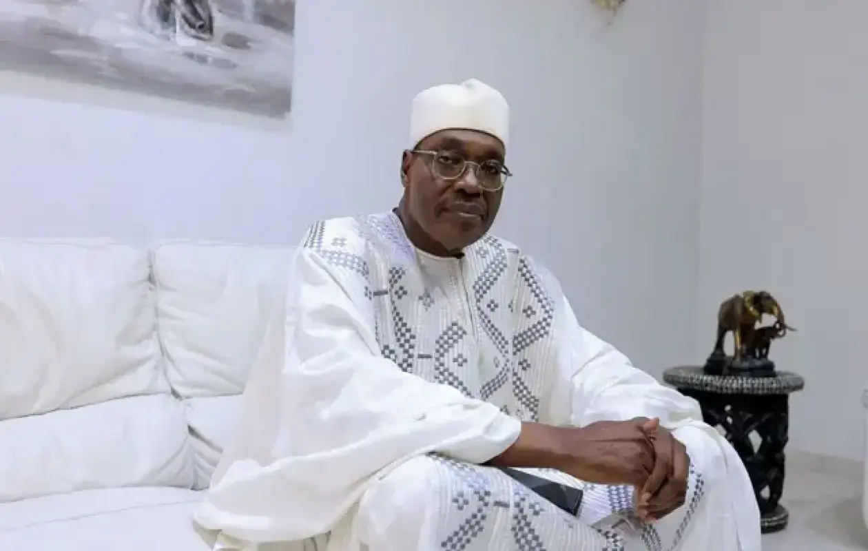 « Tuez-moi si vous voulez… » : La réaction musclée de Tchiroma après la proclamation de la victoire de Paul Biya au Cameroun