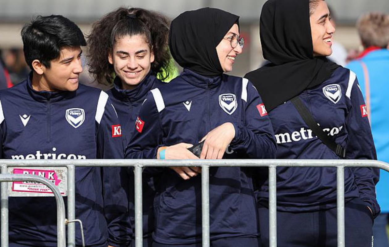 Retour symbolique des footballeuses afghanes en compétition FIFA au Maroc