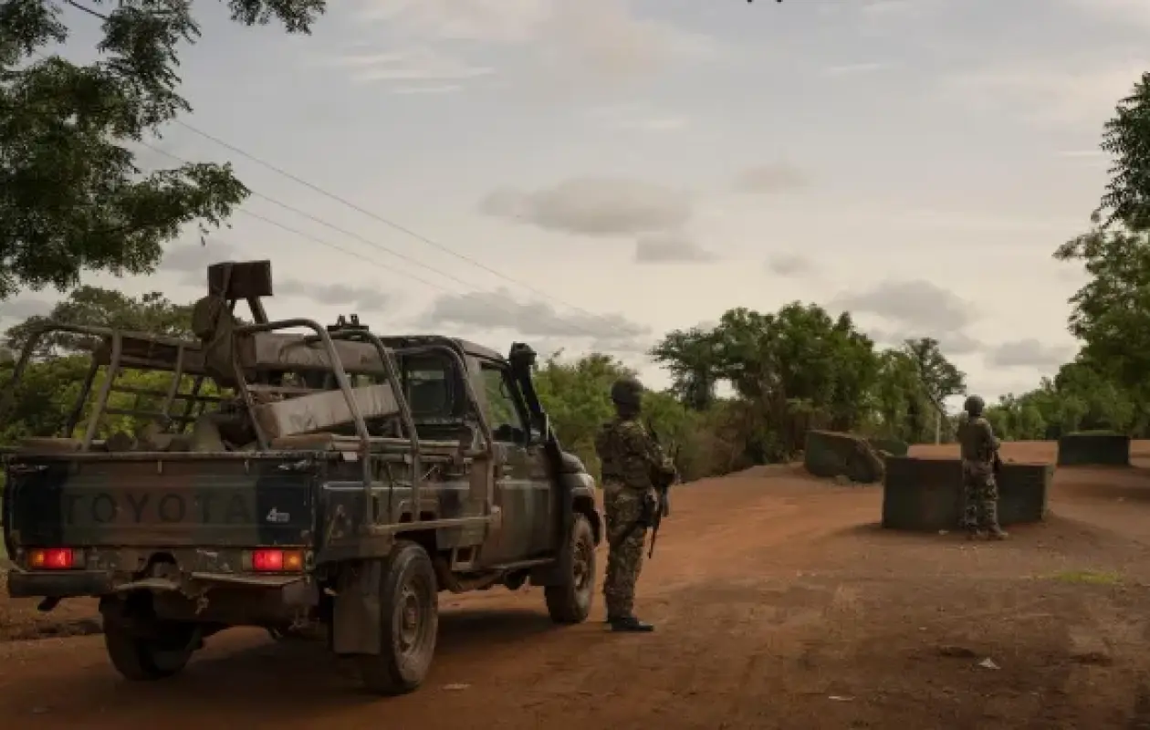 Échange de Coups de Feu à la Frontière Ivoirienne : Dissuasion Rapide des Forces Ivoiriennes (FACI)