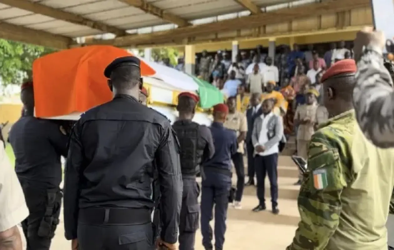 Transfert du Corps du Sous-Lieutenant Daniogo Klenon Lassina d'Agboville à Abidjan