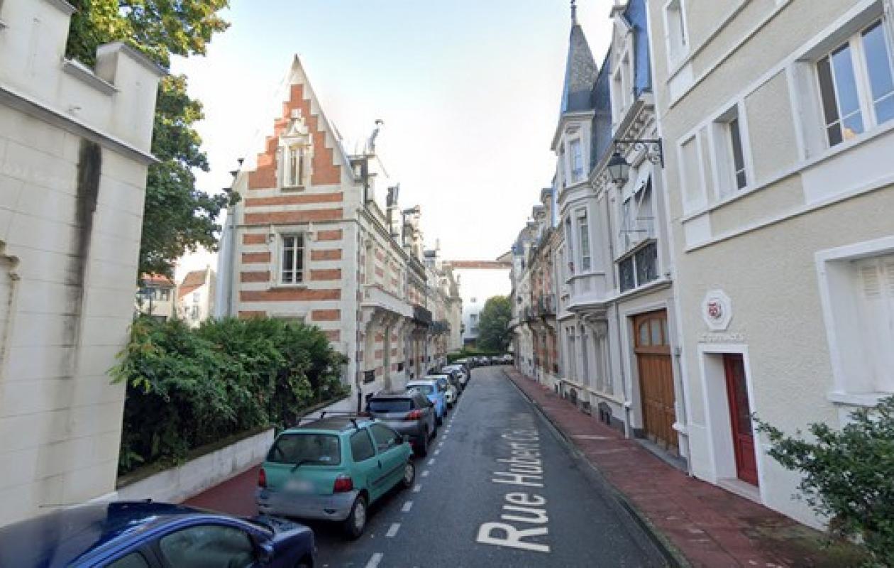 Il étrangle six personnes au hasard dans la rue dont un père et sa fille de 13 ans
