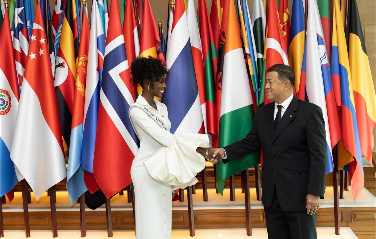 Côte d’Ivoire : Olivia Yacé en mission culturelle et diplomatique en Thaïlande avant Miss Univers 2025