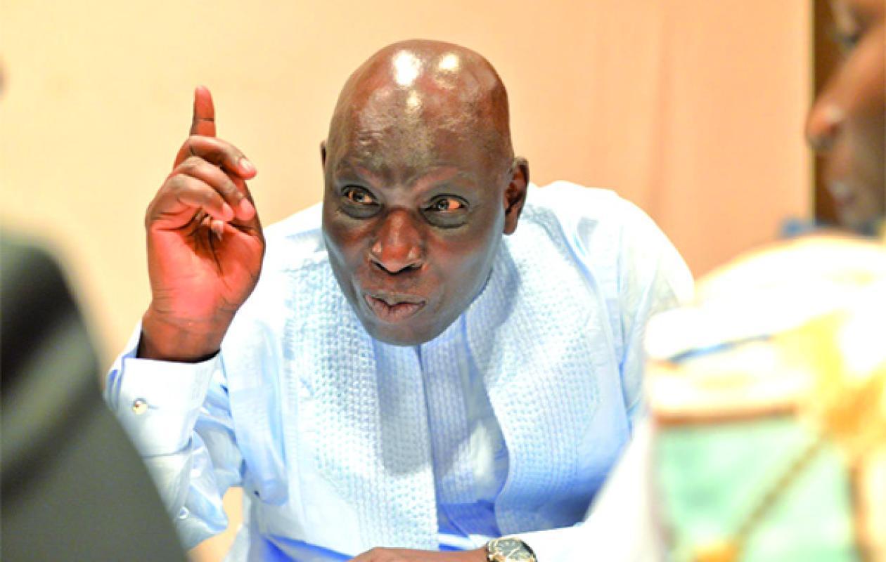 Sénégal: deux journalistes interpellés dans leur rédaction après avoir traité l'affaire Madiambal Diagne