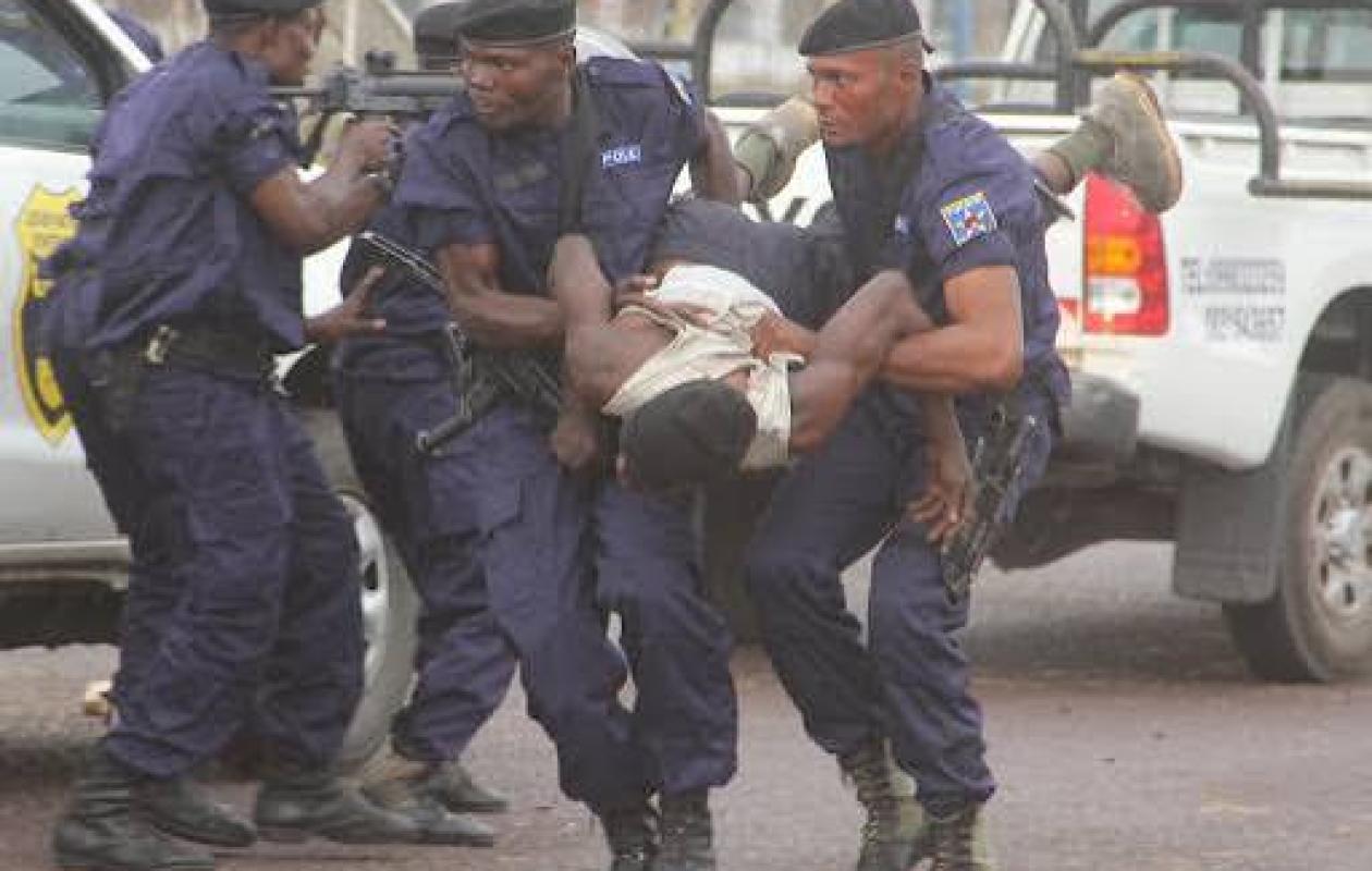 RDC: la police annonce le durcissement de la traque des gangs de Kinshasa