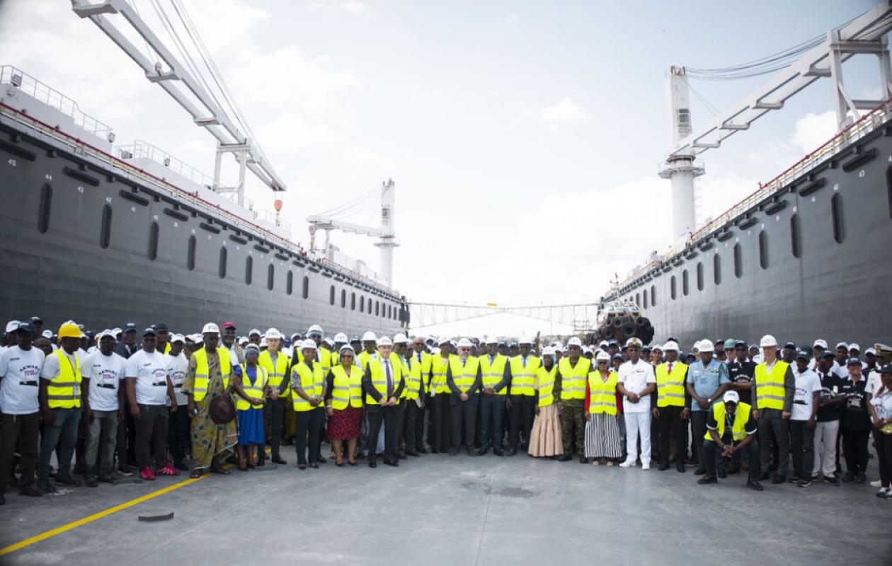 Abidjan franchit un cap : CARENA dévoile son dock flottant géant de 12 000 tonnes