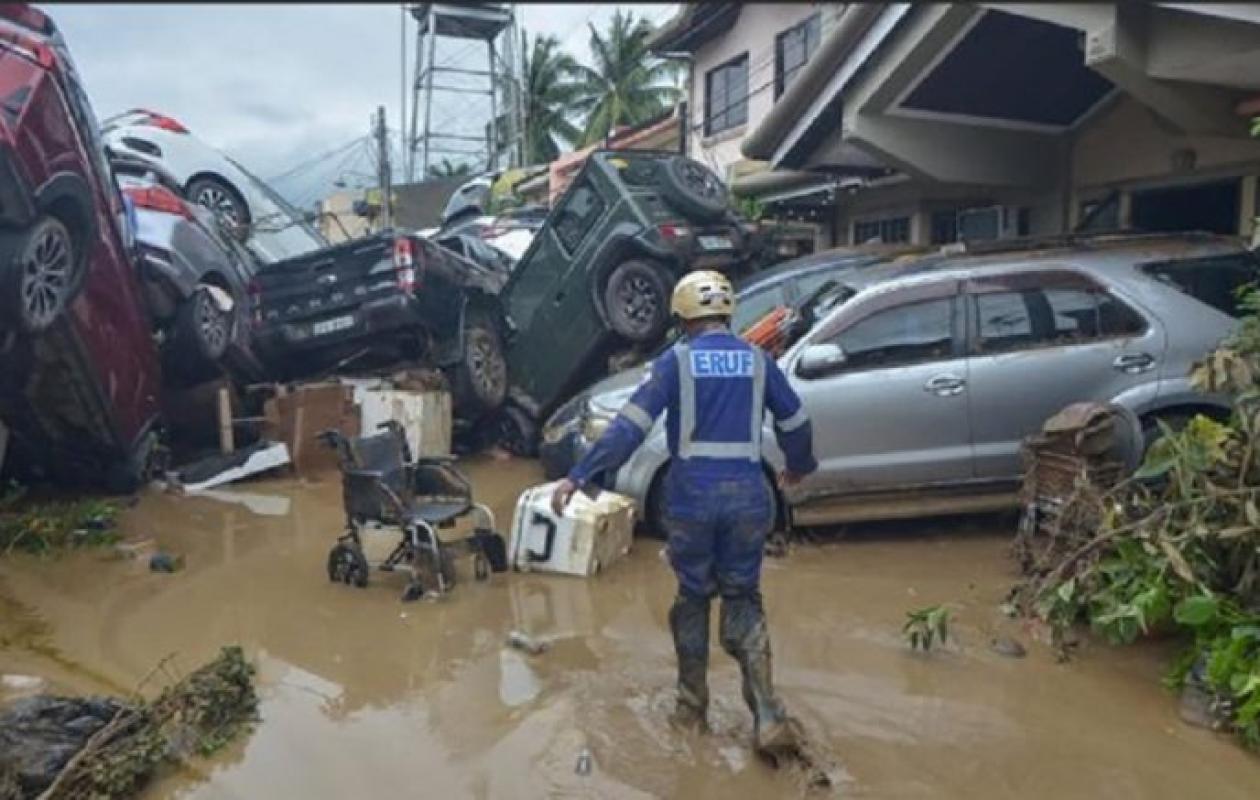 Tragédie aux Philippines : 19 morts dans le crash d'un hélicoptère humanitaire suite au typhon Kalmaegi