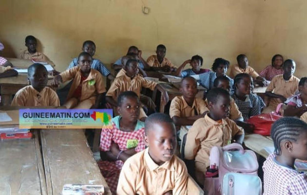Guinée/ Fermeture des écoles à Conakry : une rumeur "informelle" paralyse l'enseignement