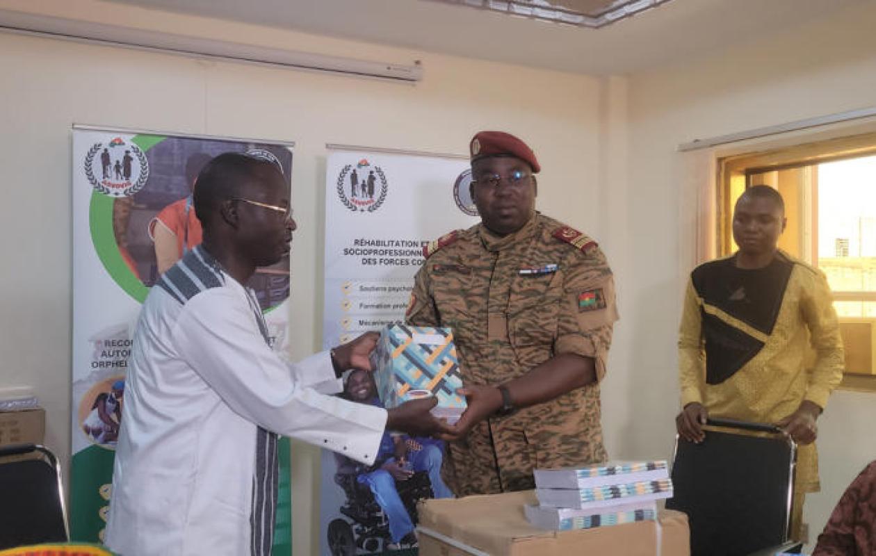 Ouagadougou : Le Groupe Socom Burkina soutient l'éducation des orphelins des FDS avec une donation massive de kits scolaires