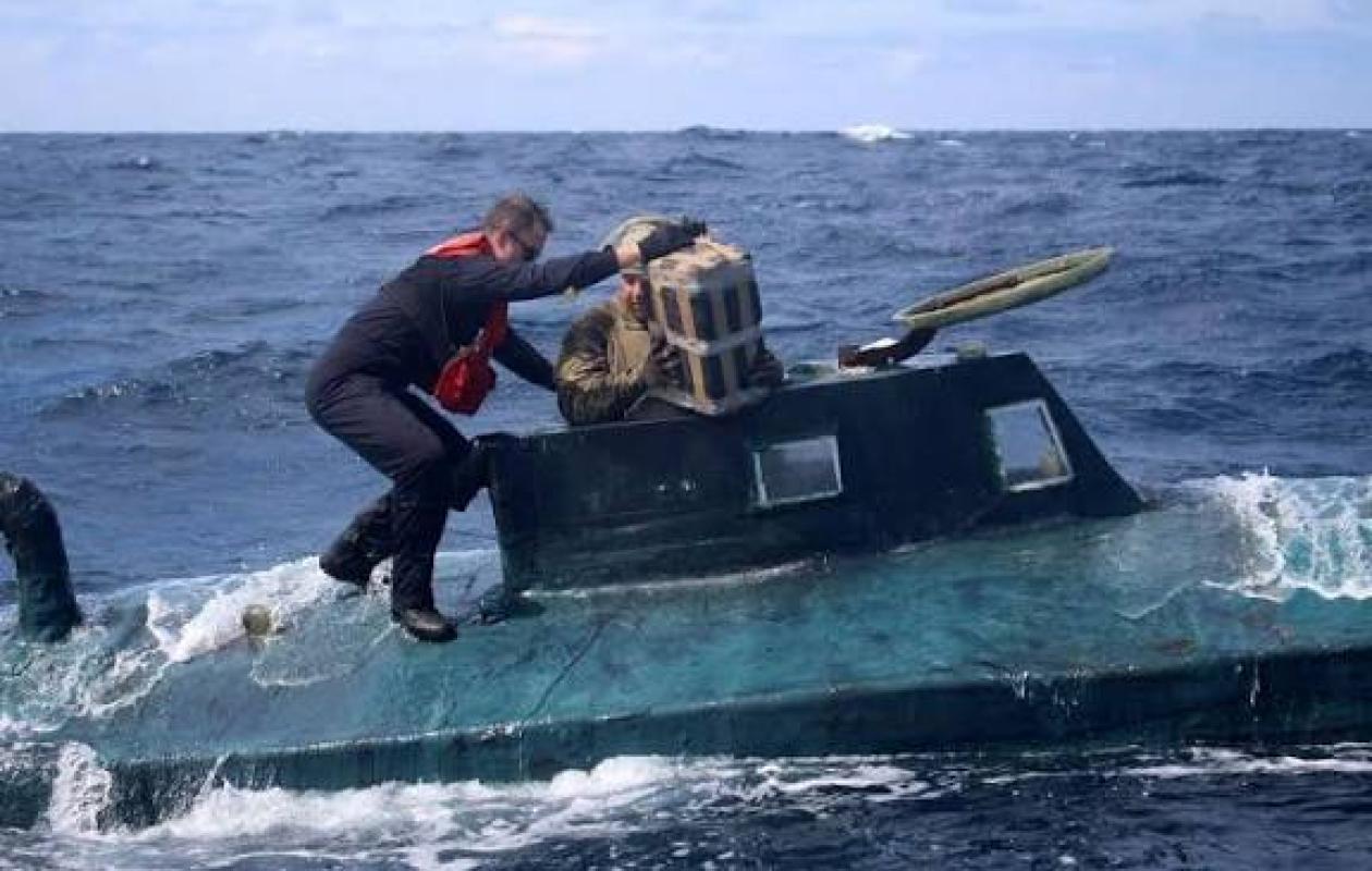 Un sous-marin transportant 1,7 tonne de cocaïne intercepté dans l'Atlantique