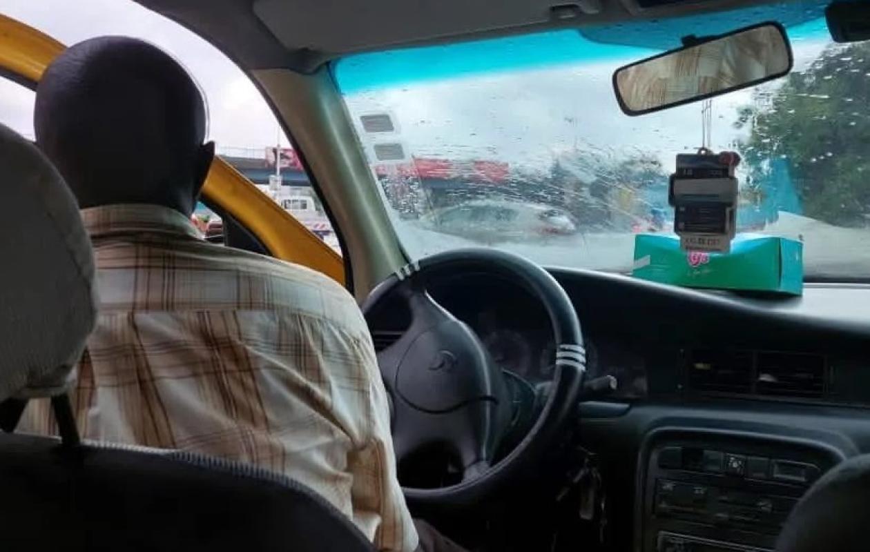 Filmé par sa victime : le faux chauffeur de Yango exhibe son sexe et ...