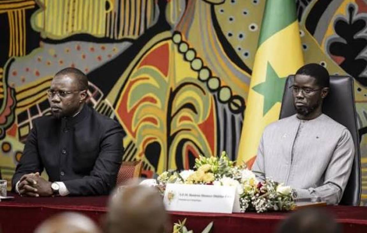 Sénégal: bras de fer entre le président Bassirou Diomaye Faye et le Premier ministre Ousmane Sonko