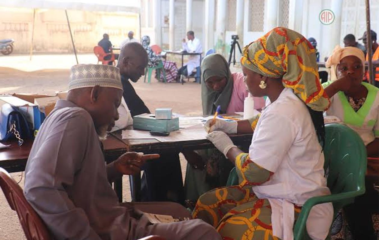 La CMU s'impose à Dimbokro : Une caravane à succès entre enrôlement et dépistage.