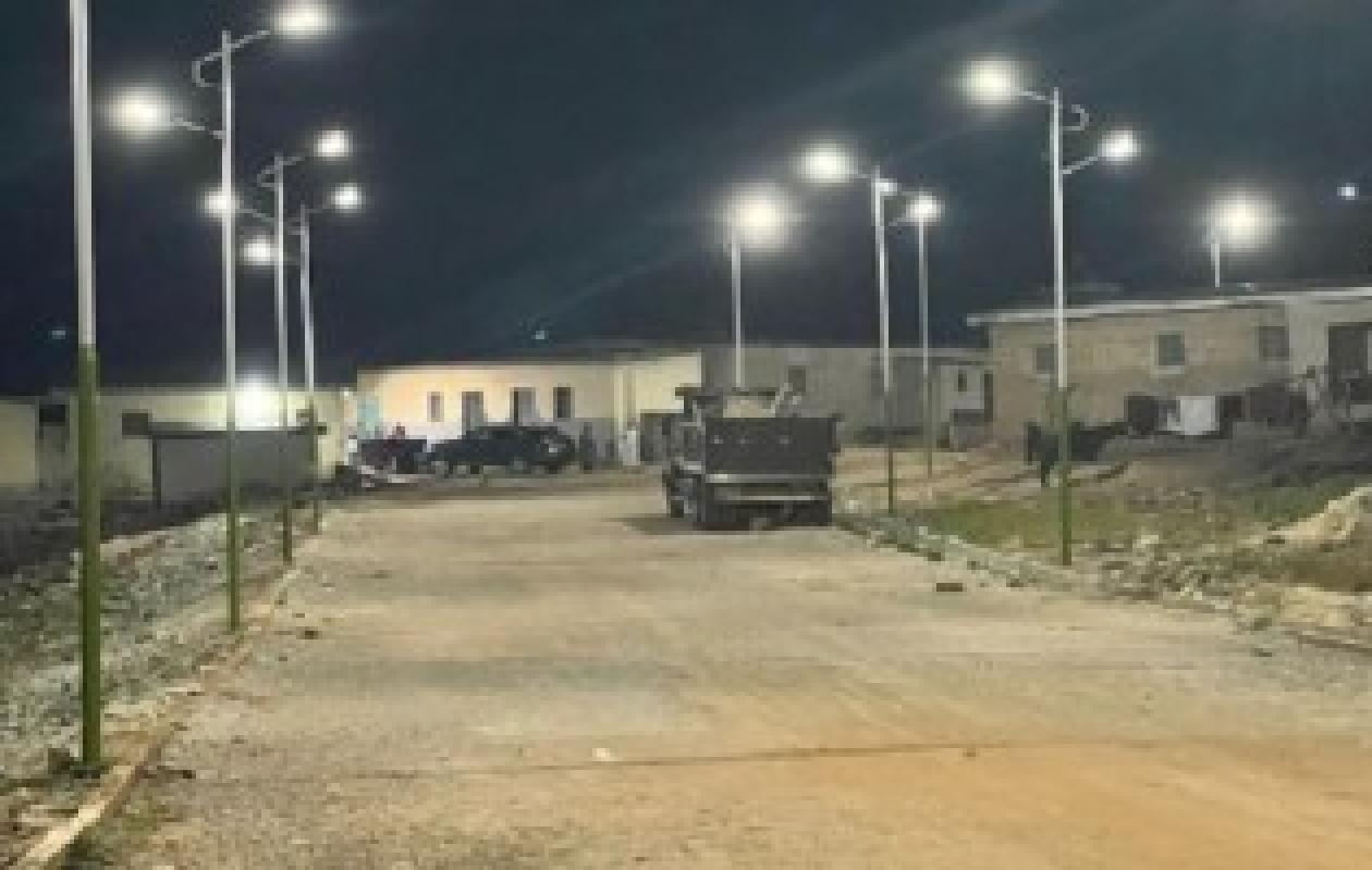 Cissé Bacongo inaugure l'électricité à Mankono et salue l'engagement présidentiel pour le développement social.