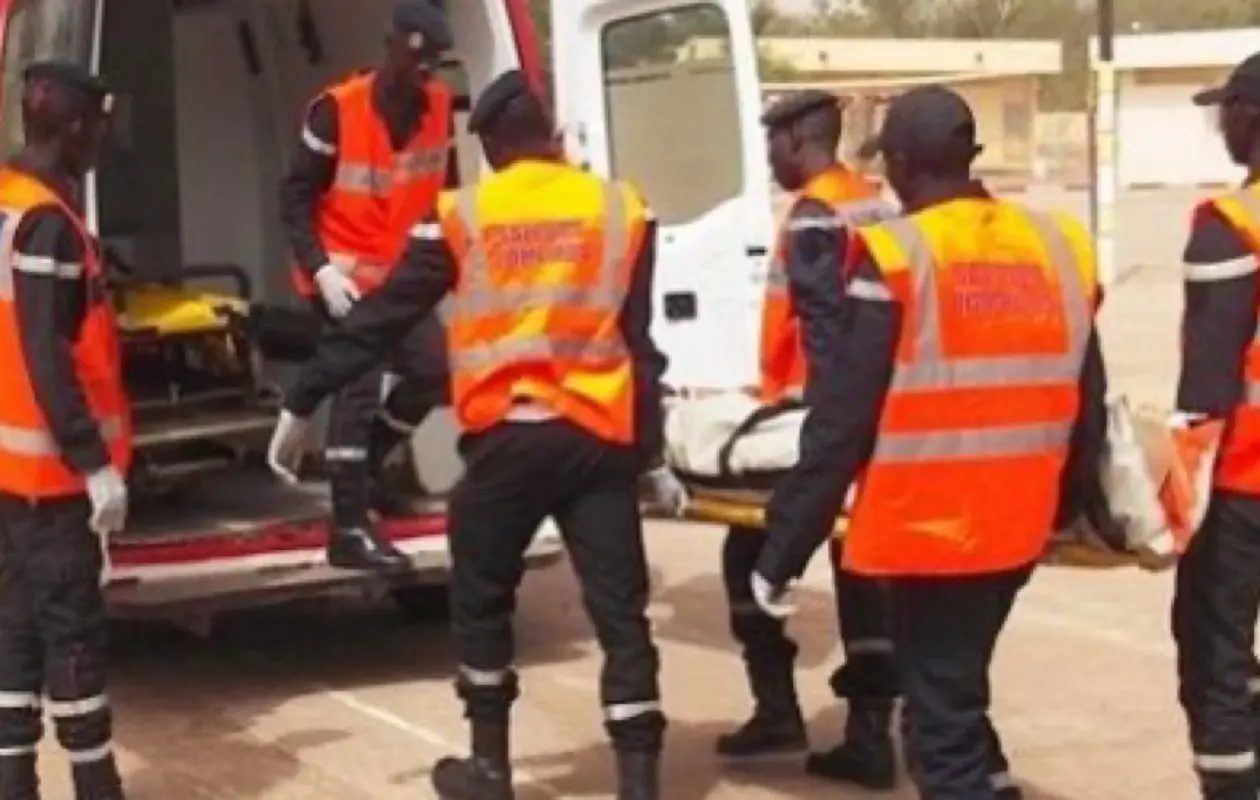 Drame à Sinfra : Un artiste perd la vie percuté par une ambulance en mission urgente