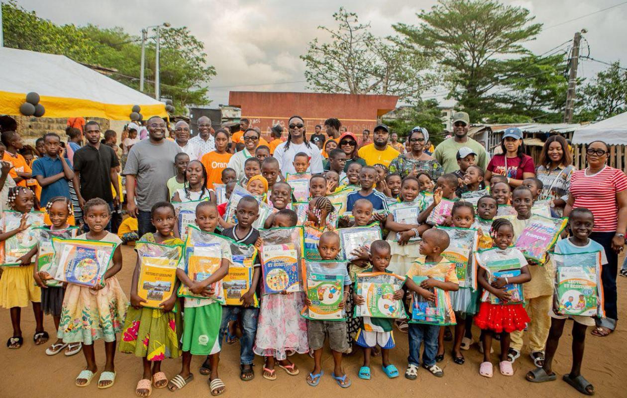 Yopougon : Orange CI et YABA redonnent espoir à 400 écoliers