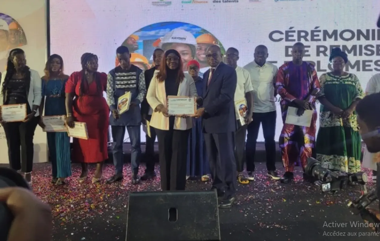 École des Talents : 203 Jeunes Diplômés Propulsés dans les Métiers du Bâtiment