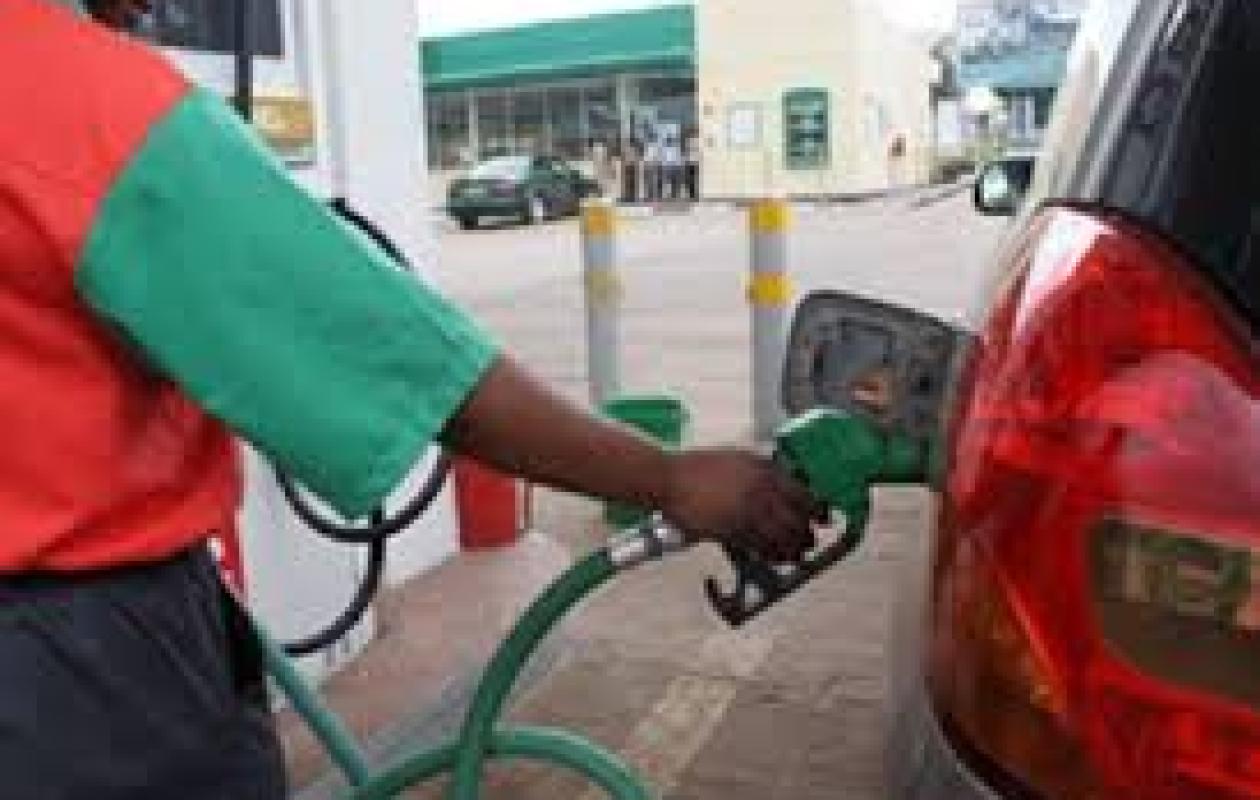 Stabilité des prix des carburants et du gaz butane en Côte d'Ivoire pour décembre 2025