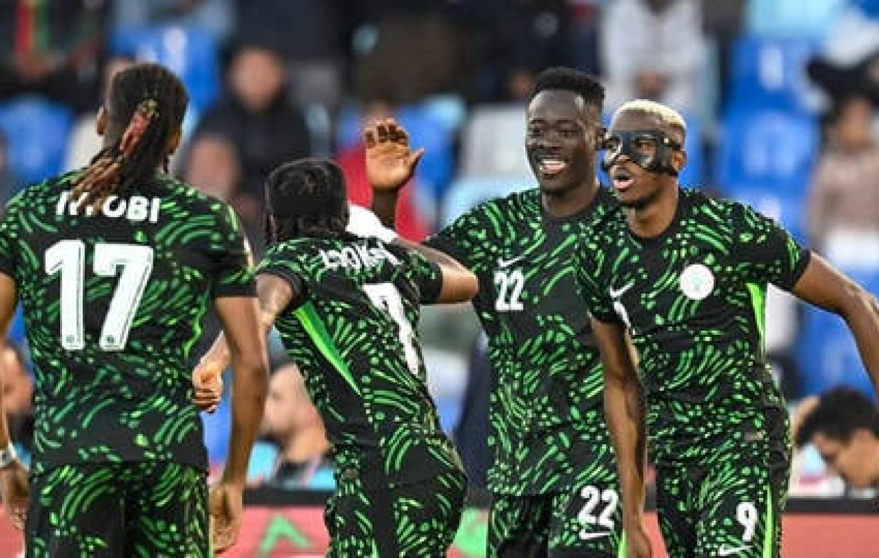 CAN 2025 : le Nigeria écrase l’Algérie et rejoint le Maroc en demi-finale