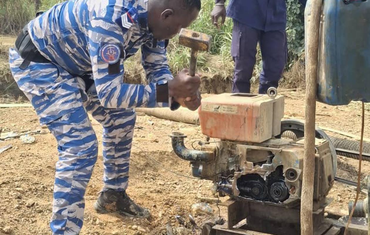 Côte d’Ivoire : un important lot de matériels d’orpaillage illégal détruit à Assouakro