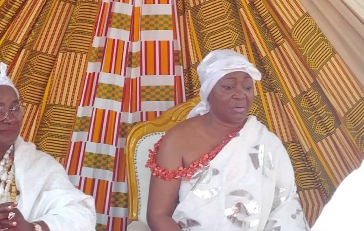 Cocody : L'association Ewamlebla Mou honore la Reine Mère Nanan Hemaa Berrah Affoué