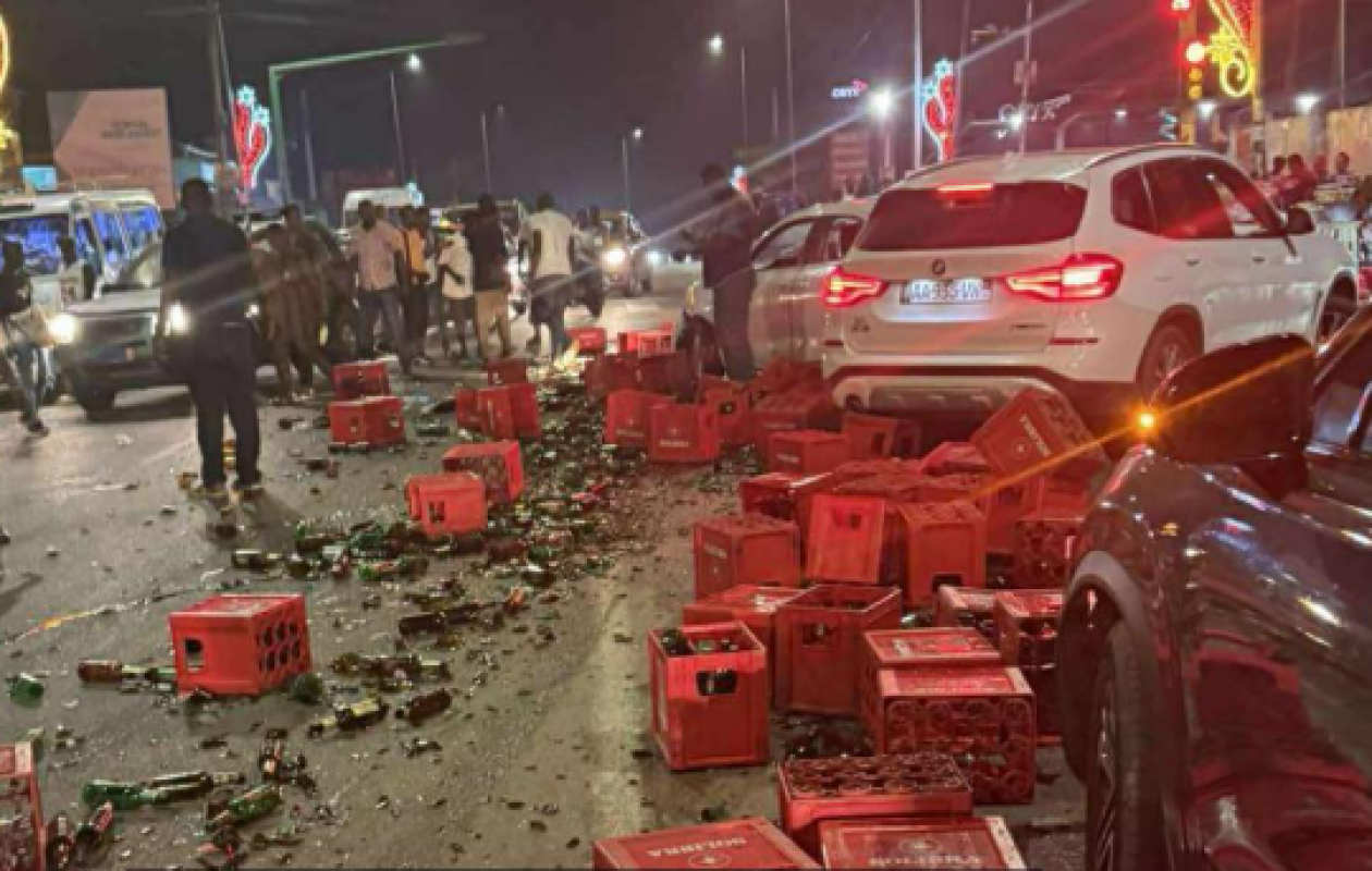 Bingerville : un véhicule hors de contrôle provoque un grave accident au feu tricolore