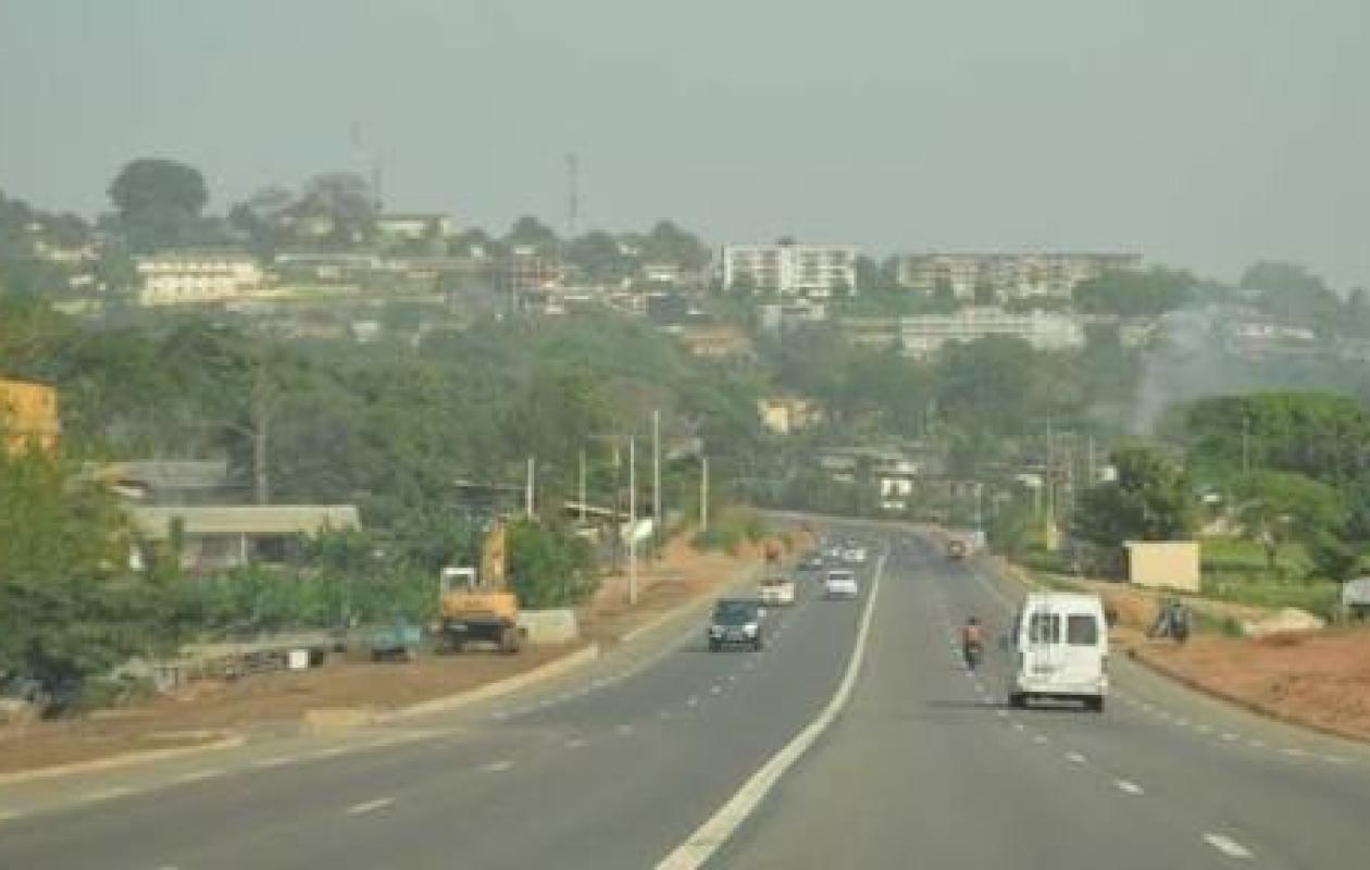 Bingerville : un accident au carrefour « Bandji » paralyse la circulation