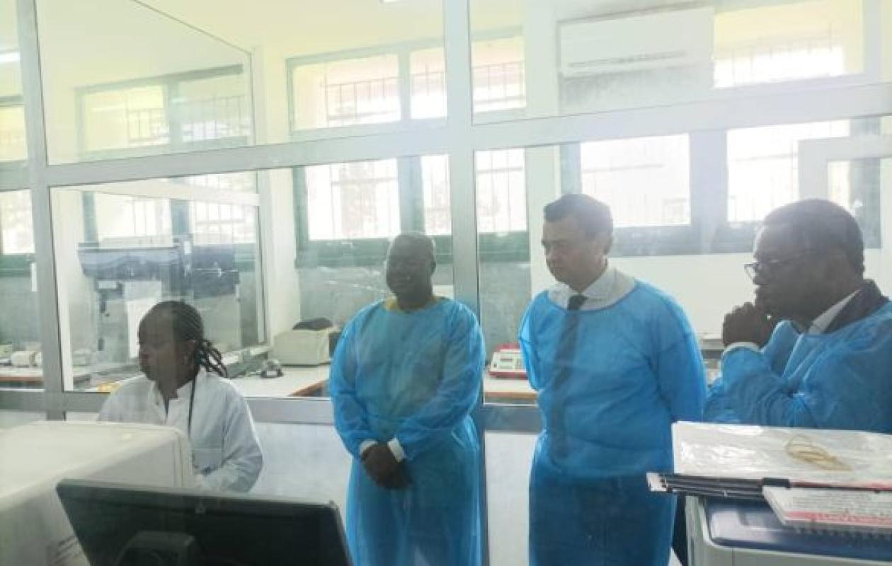 Santé : la Côte d’Ivoire et l’Inde inaugurent un laboratoire de pointe pour révolutionner le diagnostic médical