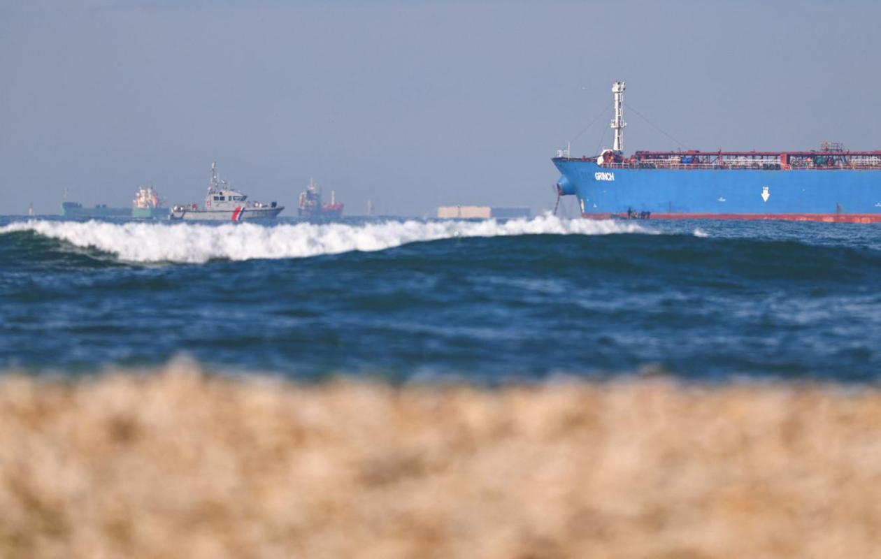 Le capitaine du « Grinch », pétrolier russe intercepté par la France, placé en garde à vue