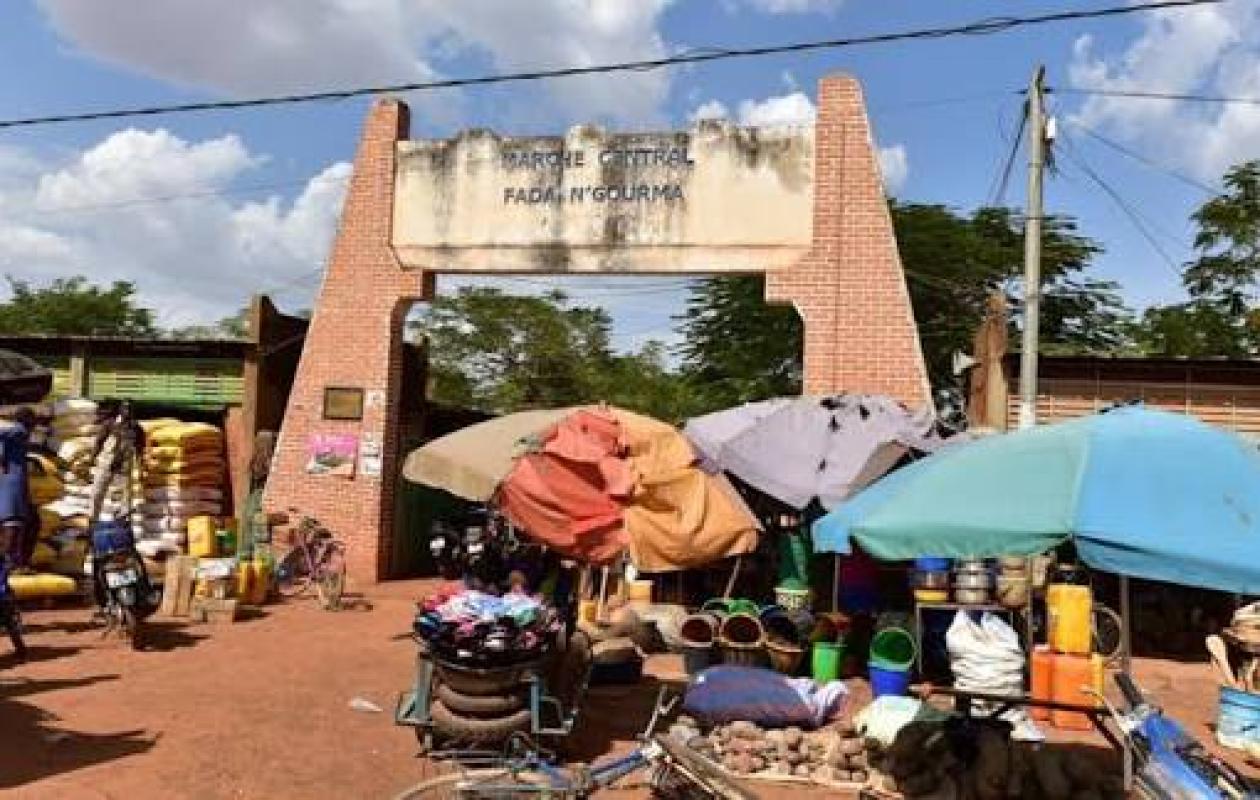 Burkina Faso: les jihadistes du Jnim veulent imposer un blocus autour du marché à bétail de Fada N'Gourma