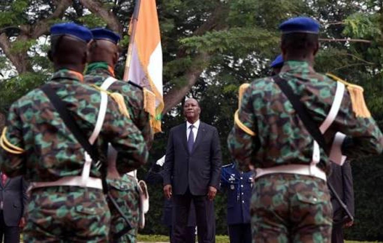 Vœux de Nouvel An : Alassane Ouattara salue la modernisation et le professionnalisme des Forces de défense