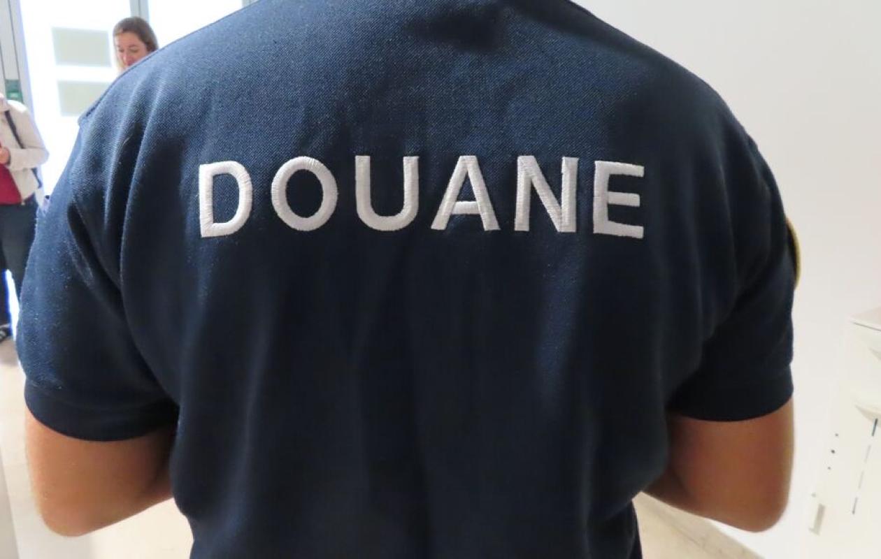 Une affaire « hors norme » : sept douaniers renvoyés en correctionnelle pour des dérives suivant des saisies de drogue
