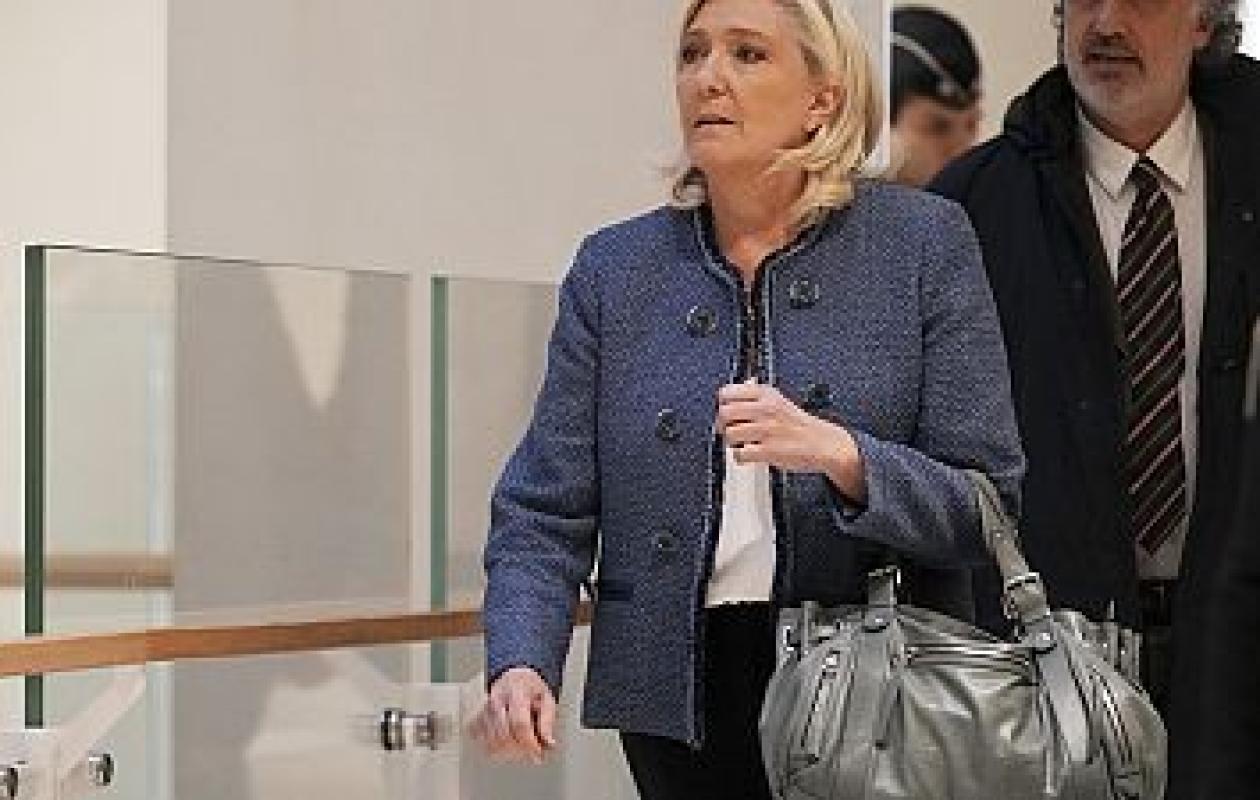 France : quatre ans de prison et cinq ans d’inéligibilité requis contre Marine Le Pen en appel