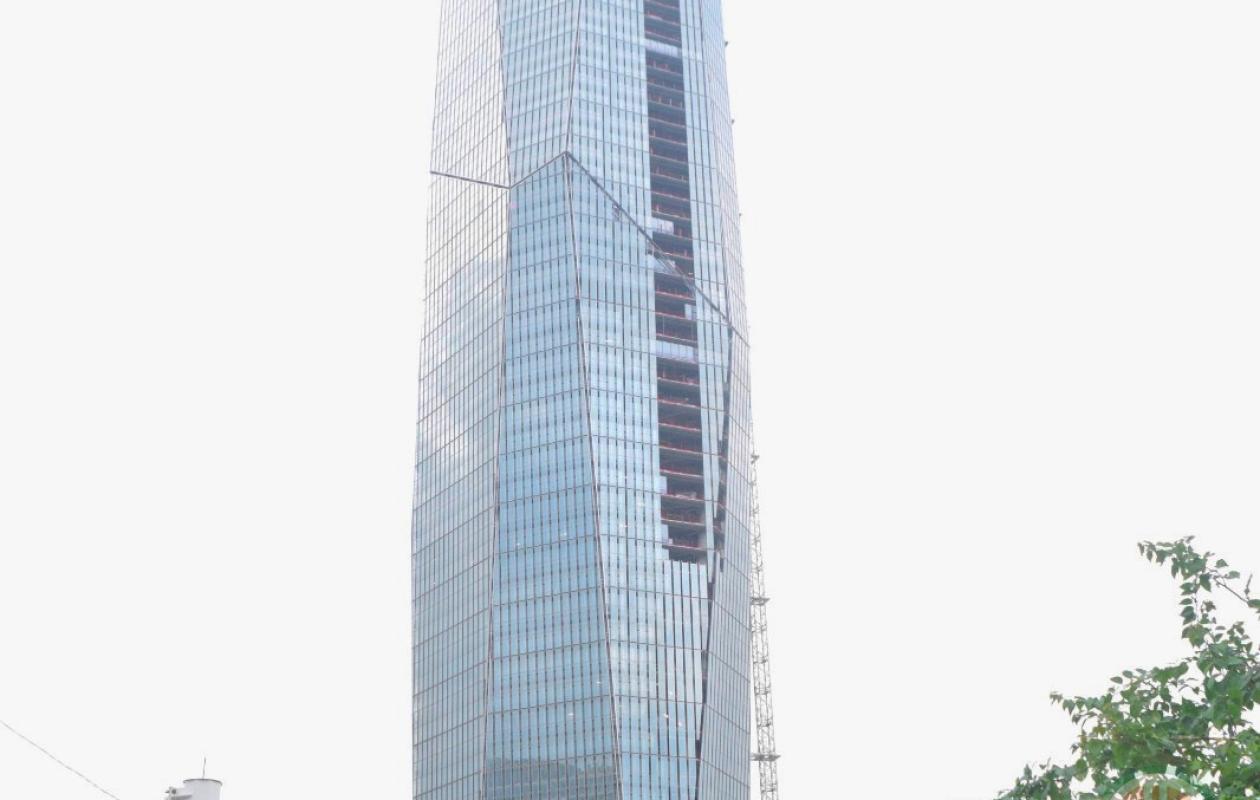 Tour F : le futur géant d’Abidjan s’impose déjà dans le ciel ivoirien