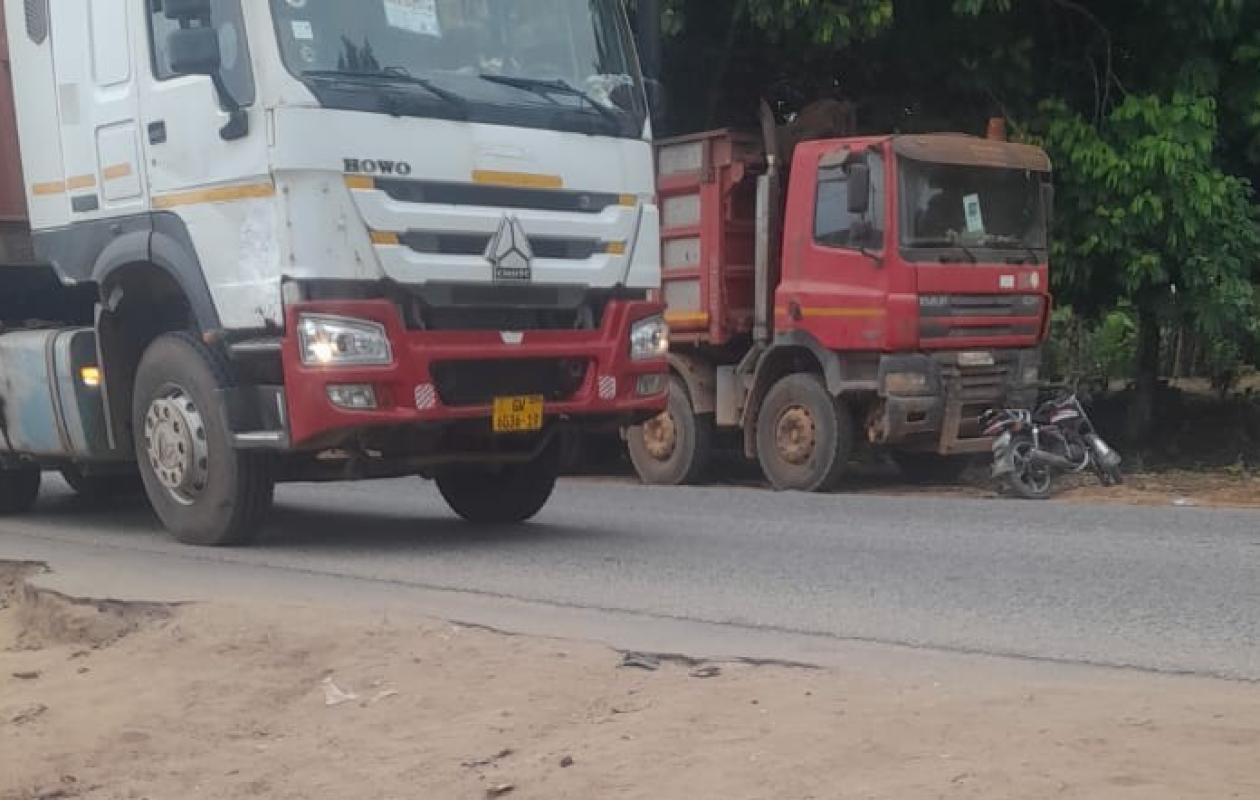Drame à N’zikro : un livreur de pain meurt écrasé par un camion