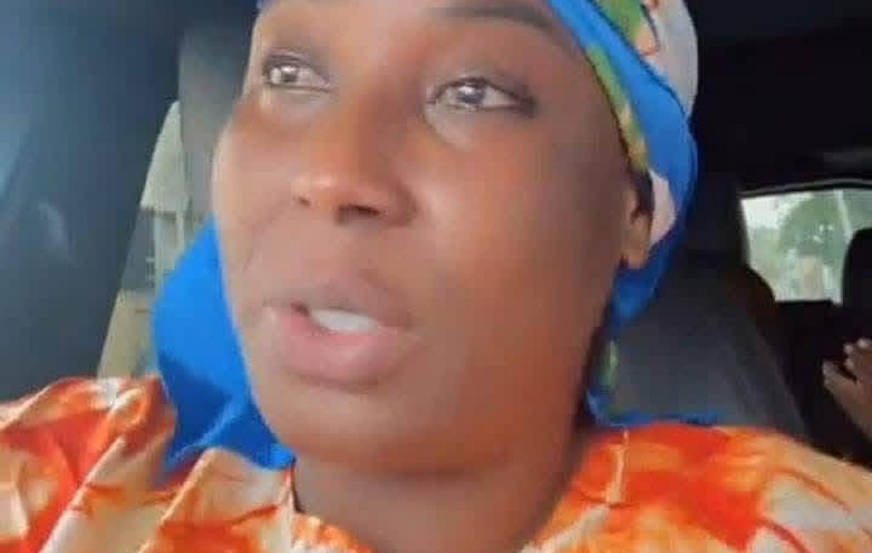 Conduite sans permis : l’influenceuse “Maabio” interpellée et convoquée à la Préfecture de Police d’Abidjan