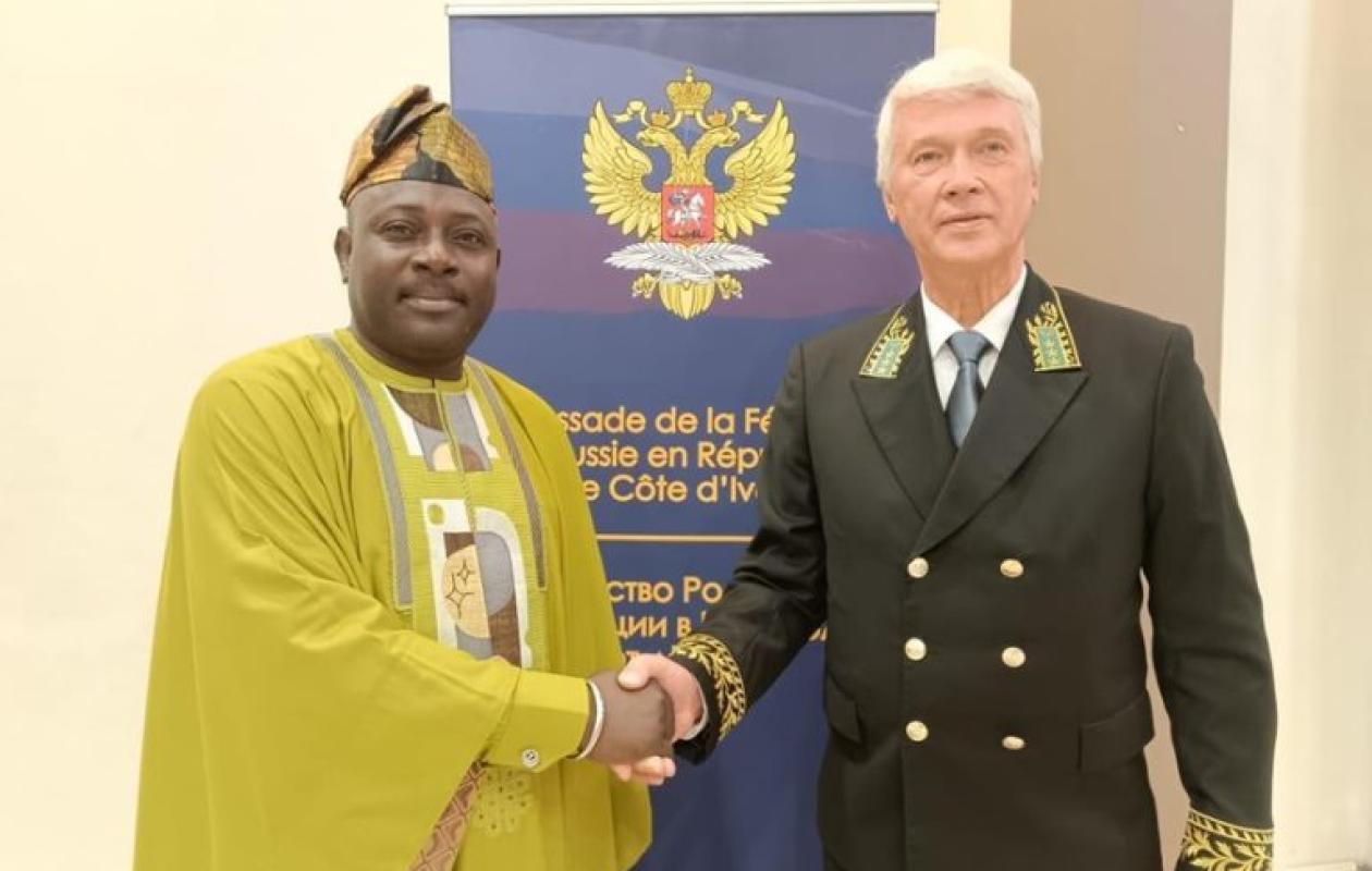 Diplomatie : la Russie célèbre ses artisans du dialogue à Abidjan