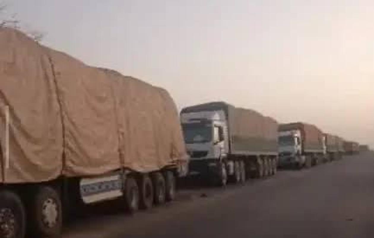 Des camionneurs mauritaniens se plaignent de l’immobilisation arbitraire de leurs véhicules à la frontière malienne