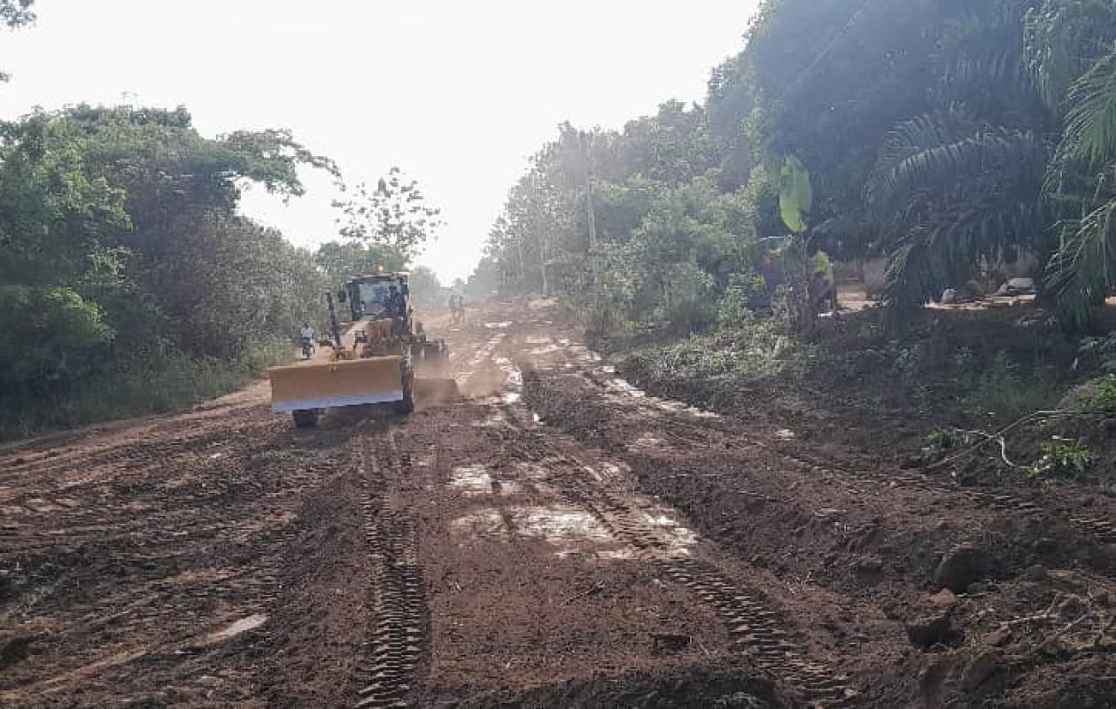 Tiébissou : la mairie investit 215 millions FCFA et lance une vaste opération d’ouverture et de reprofilage des rues