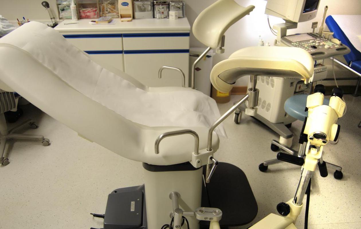 "En état d’excitation…" : un gynécologue accusé de viol par 70 femmes, une ancienne patiente livre un témoignage choc