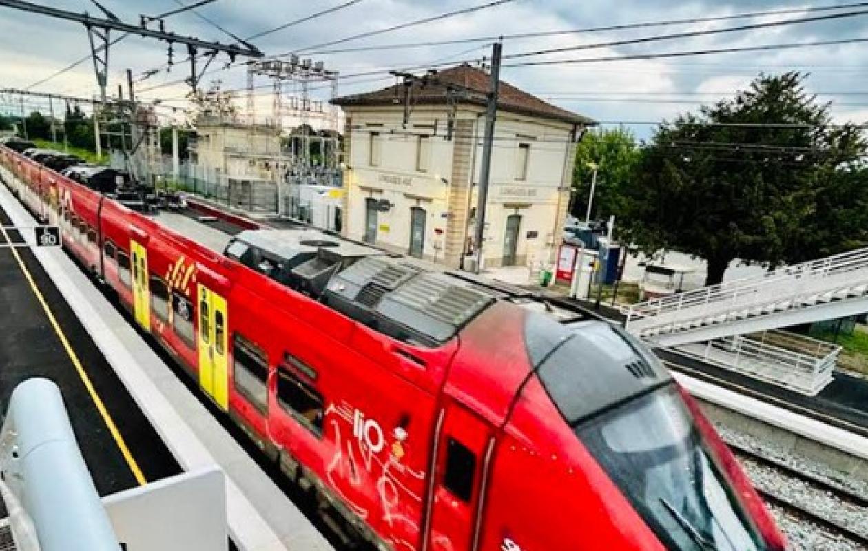 Longages : une adolescente de 16 ans s'allonge sur les rails et ça finit en drame