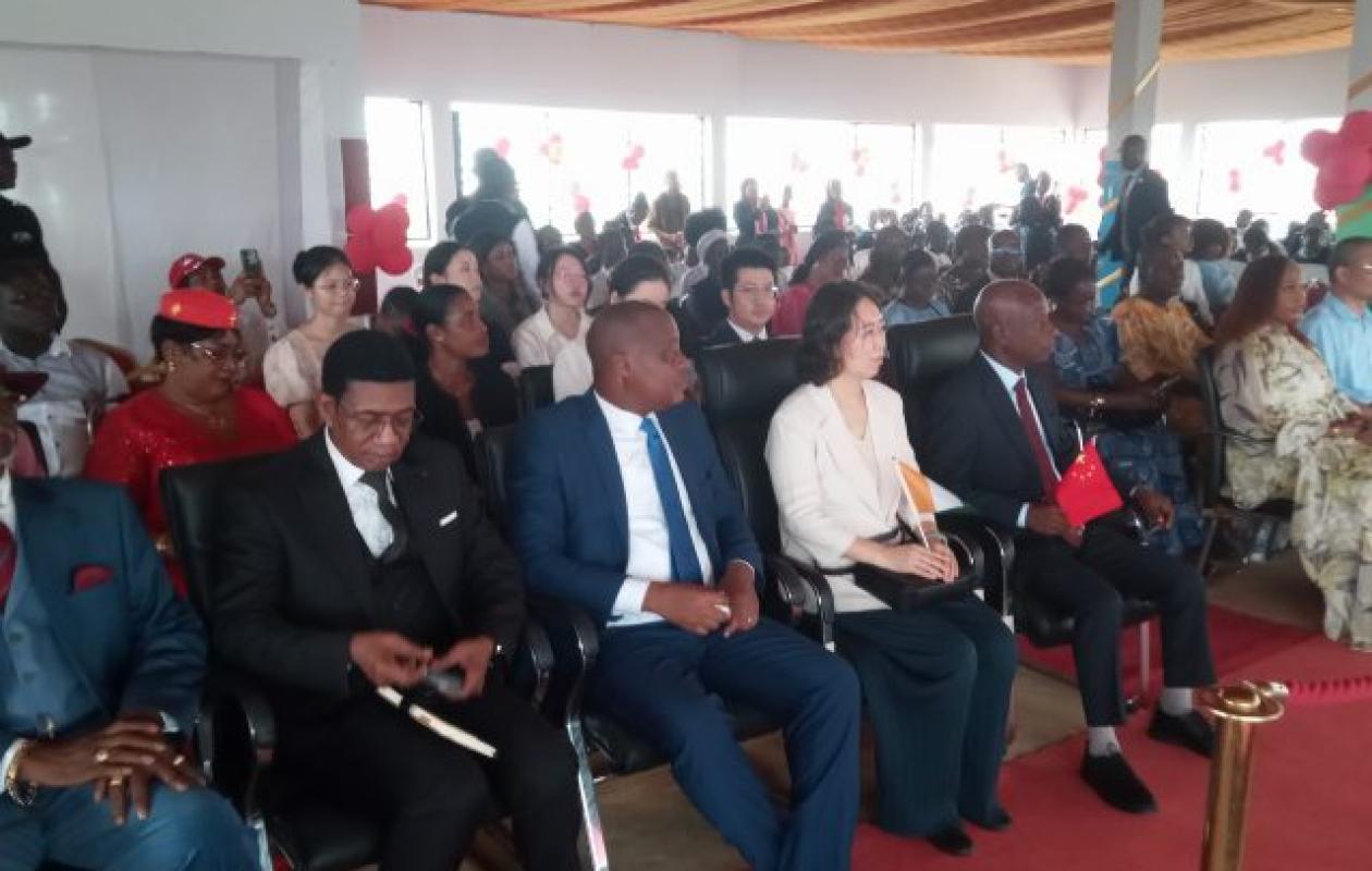 Plus de 5 000 élèves ivoiriens séduits par le mandarin : l’Ambassade de Chine salue un engouement historique