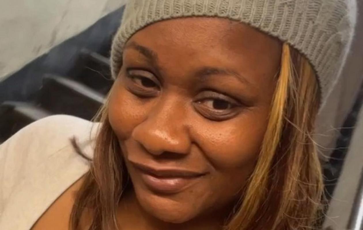 Michelle, 39 ans, tente de récupérer son sac dans un compacteur à ordures : la suite est terrifiante