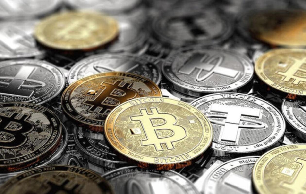 Arrestation spectaculaire à Saint-Martin : un sous-traitant américain dérobe 26 milliards de FCFA