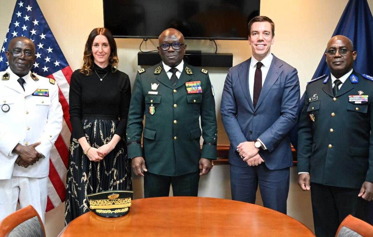Coopération militaire : le général Lassina Doumbia renforce le partenariat stratégique entre la Côte d’Ivoire et les États-Unis
