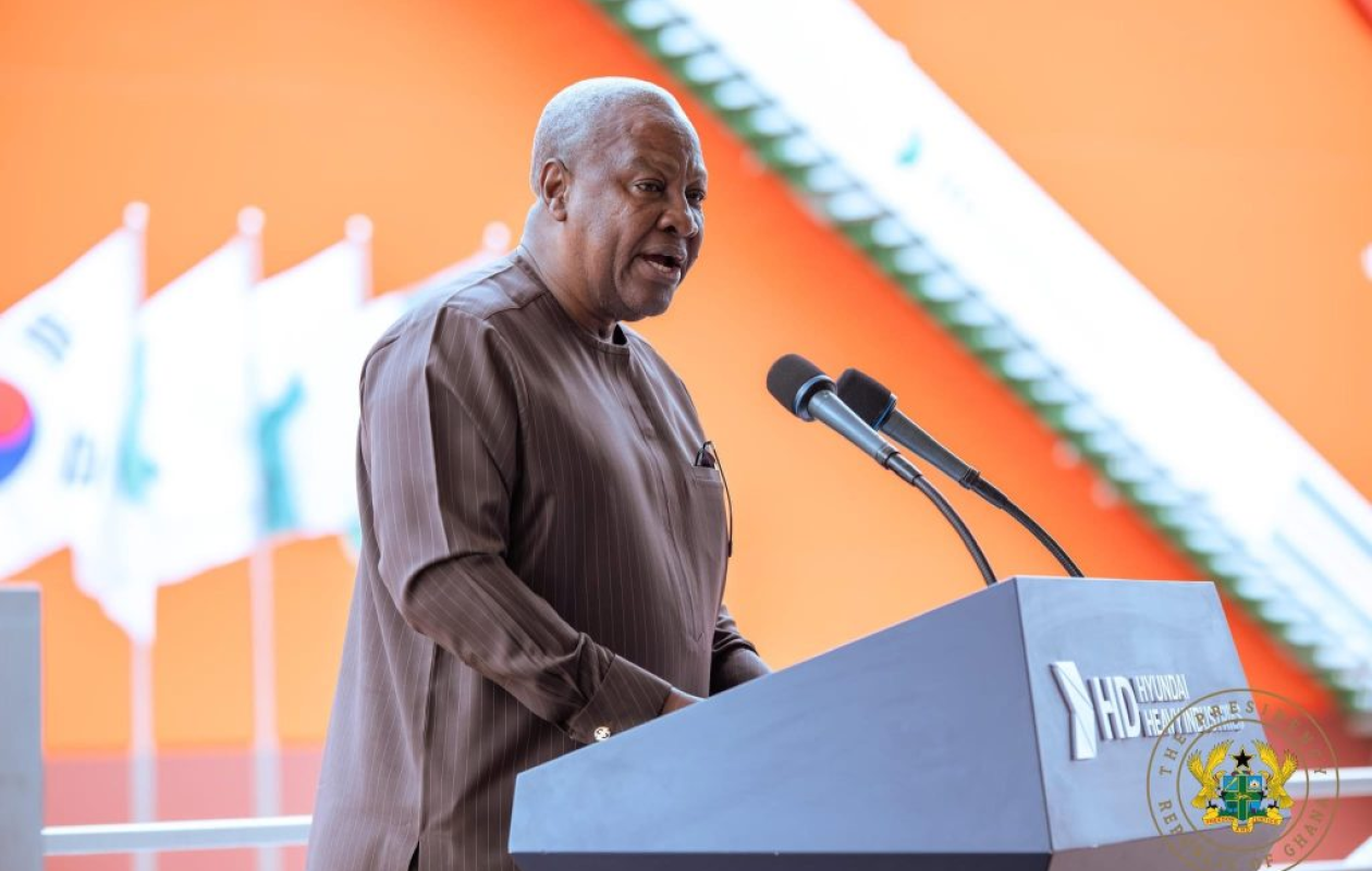 Ghana : John Dramani Mahama met en service un nouveau navire pour renforcer l’approvisionnement en gaz