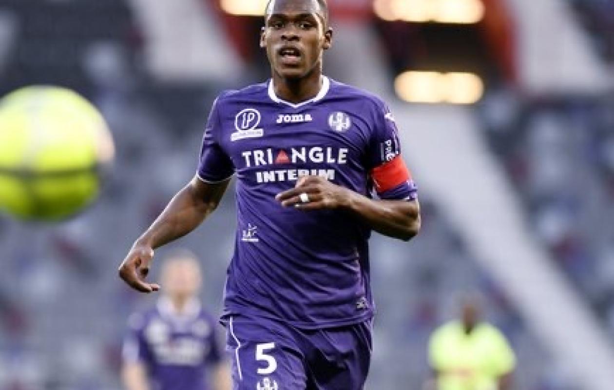 Je ne jouerai que pour la France et pour personne d’autre" : l’ancien joueur du TFC Issa Diop rejoindra-t-il finalement le Maroc pour la Coupe du monde ?