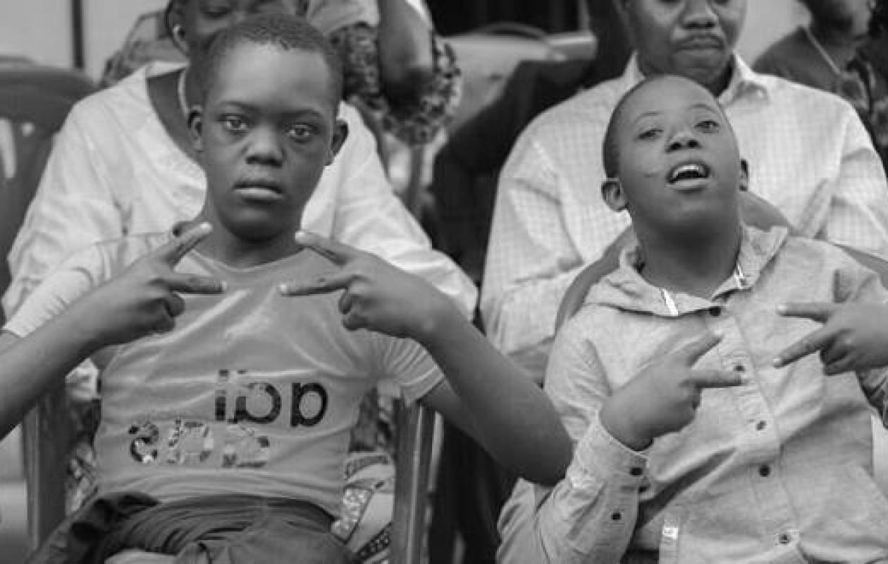 Trisomie 21 : la Côte d’Ivoire met en place un plan renforcé pour accompagner les familles