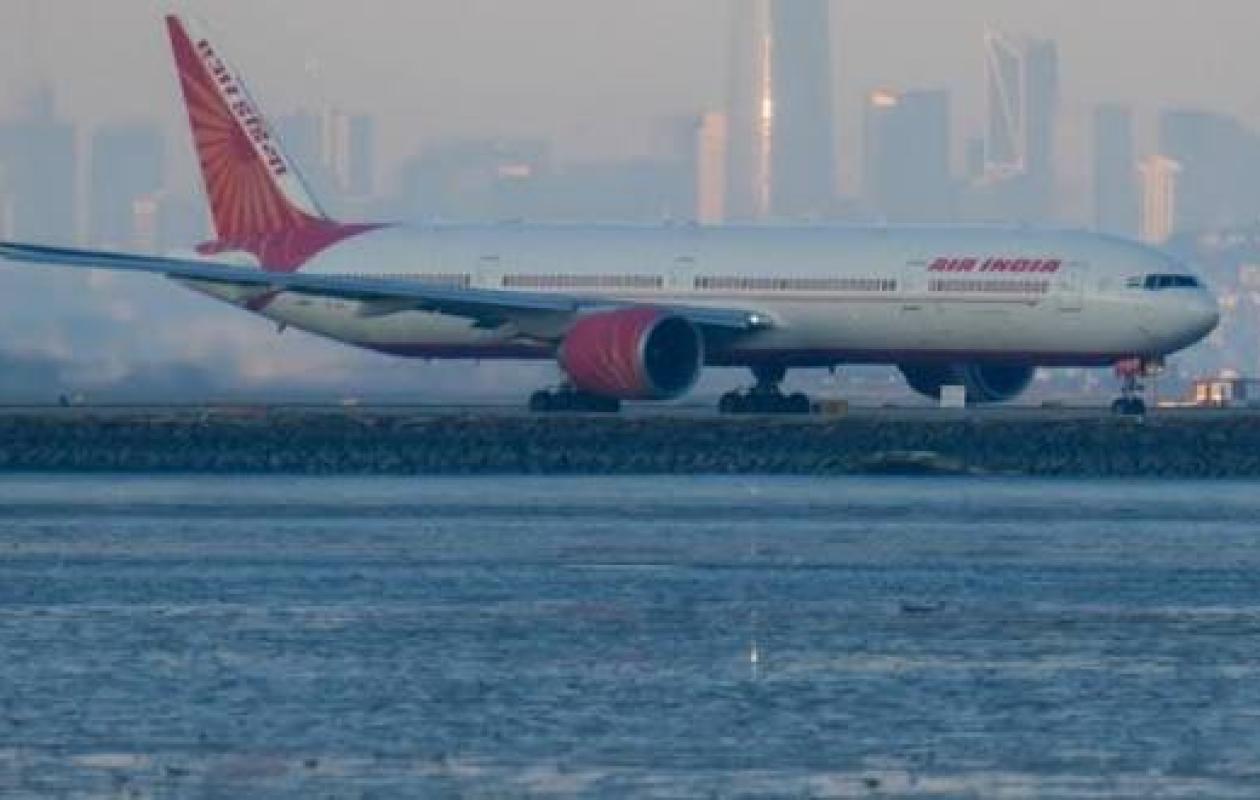 Quatre heures de vol pour rien : interdit d’atterrir dans l’aéroport, un Boeing forcé de faire demi-tour